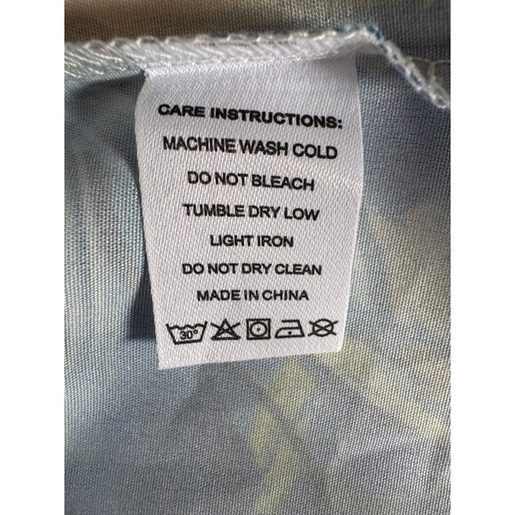 Womens S Button-Up Shirt Blue & Multicolor Abstract Print - Picture 7 of 16